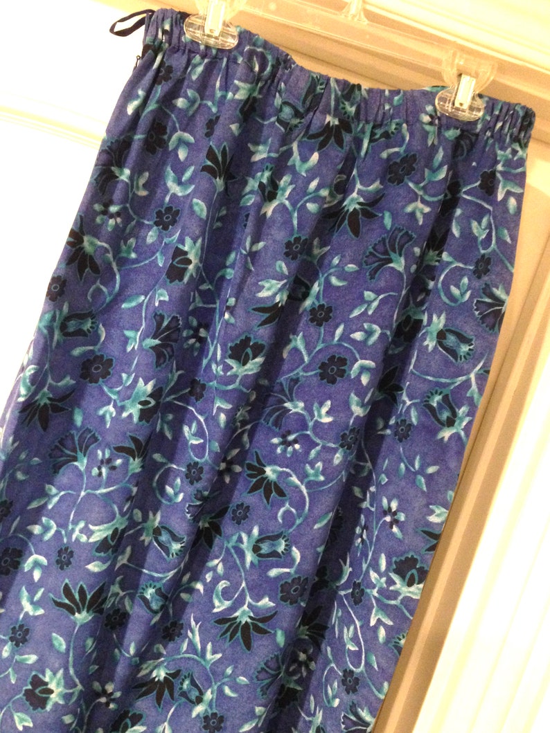 NEW size M 100/% SILK Long Ankle length Summer Blue Floral Travel Skirt