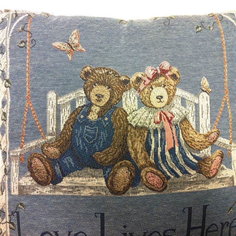 Tapestry Blue His & Hers Teddy Bear Romantic Country 16 Love Lives Here Pillow imagen 3