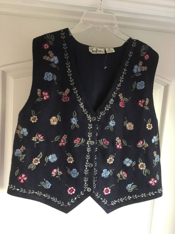 NEW Gorgeous WOOL M - L Navy Floral Pink and Light