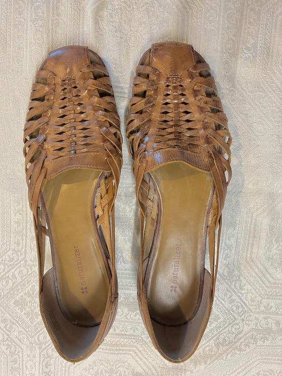 Naturalizer huaraches discount
