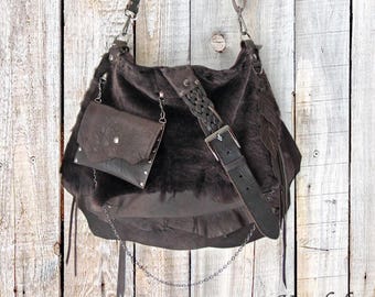Bolso bandolera/cruzado de piel de cordero marrón oscuro espresso y pelo de cordero – Bolso hobo estilo grunge, hippie, gótico, punk / Bolso de piel auténtica S