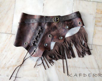 Handgjort bälte i åldrat läder: Brunt tribal boho hobo hippie höftbälte