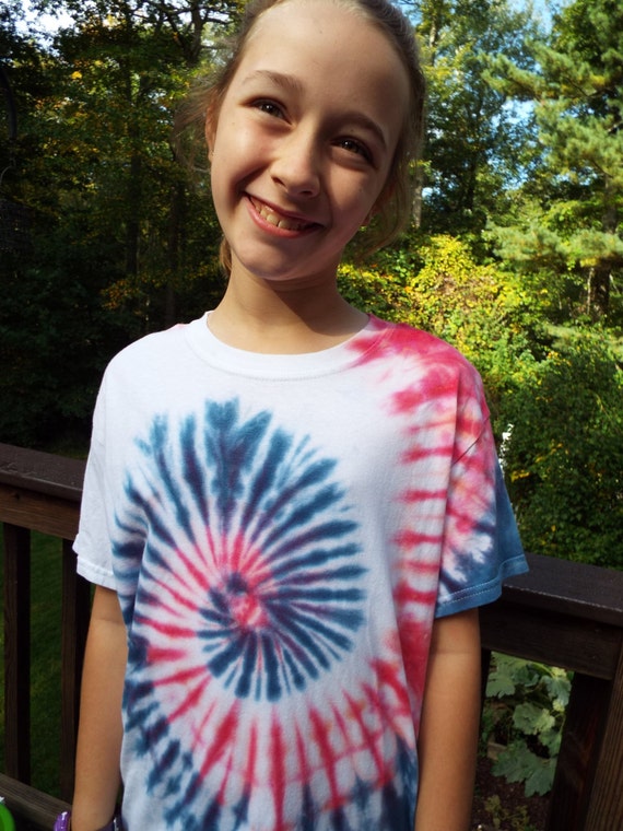 Patriotic Tie Dye Shirt Adult Small Red 