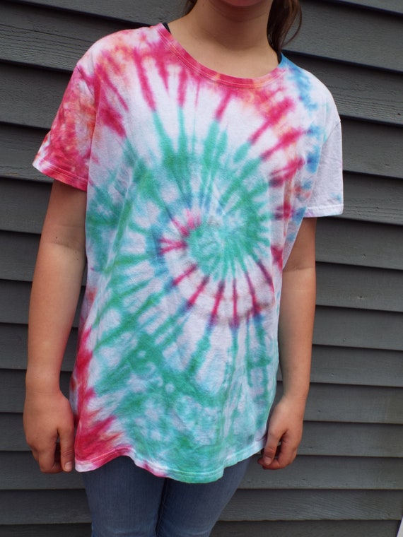 Tie dye shirt dames hotsell