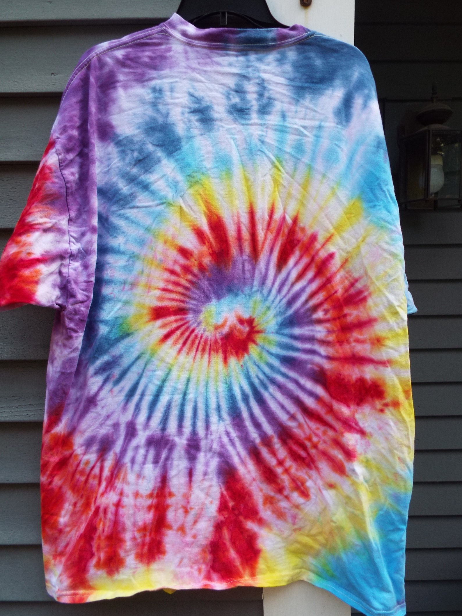 3x tie dye shirts