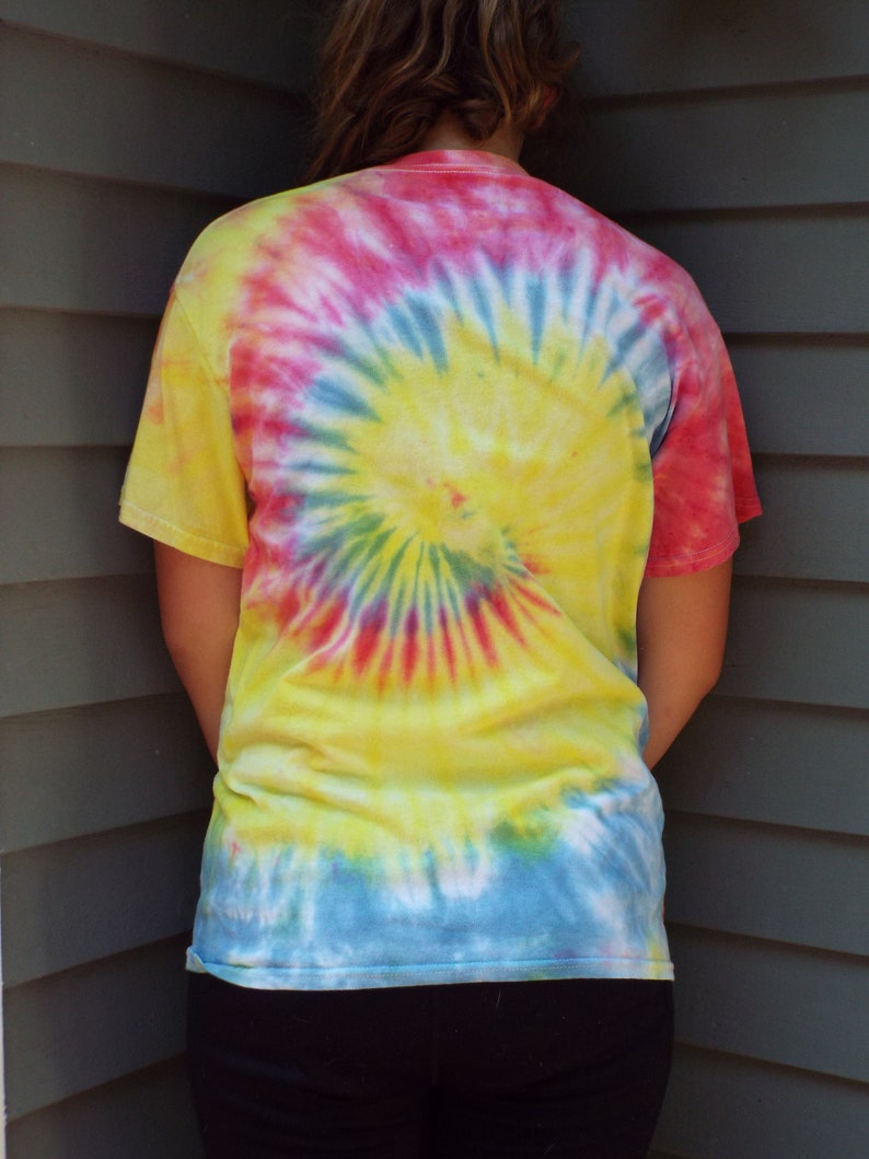Tie-dye T-shirt Medium Tie Dye Shirt Tiedye Shirt Hippie - Etsy