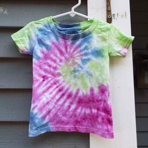 2t tie dye shirt