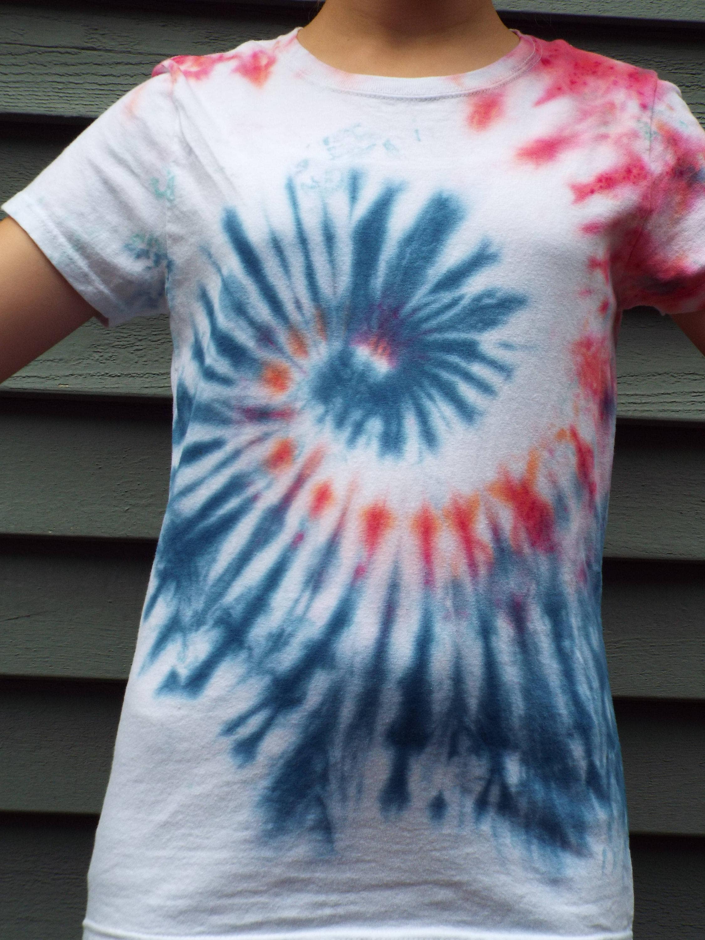 womens red tie dye shirt