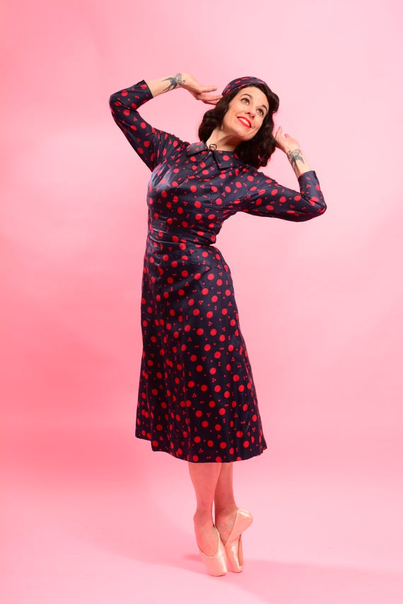 1940’s Silk Polka Dot Dress with Bustle and Match… - image 2