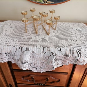 Antique tablecloth, ellipse, crocheted, for home decoration,,lace table cloth