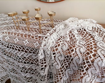 Antique Lace Tablecloth  elipse - Bobbin Lace ,Handmade  ,lace table cloth  elipse - 160/140 cm ,weddin gift