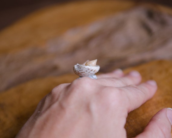 Adjustable Mermaid Seashell Ring - image 5