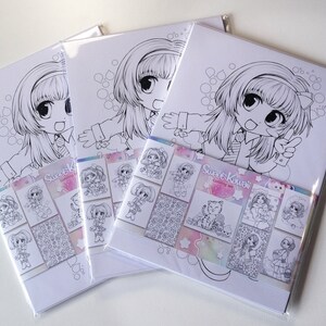 Peut inclure: Trois livres de coloriage blancs avec des dessins au trait noirs de personnages d'anime. La couverture de chaque livre pr&eacute;sente un personnage diff&eacute;rent. Les livres sont intitul&eacute;s "Sweet Kawaii Coloring Book".