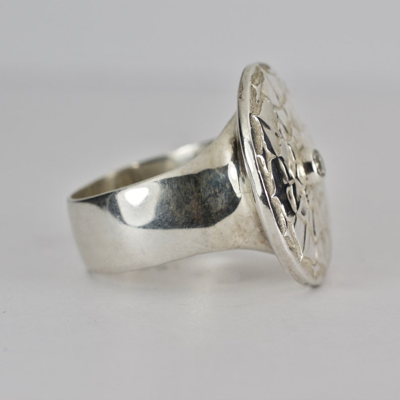Lotus mandala ring