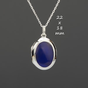 Médaillon ovale en argent sterling recouvert de lapis avec photo, médaillon ovale gravé personnalisé avec photo, médaillon photo commémoratif, médaillon en pierre bleu foncé