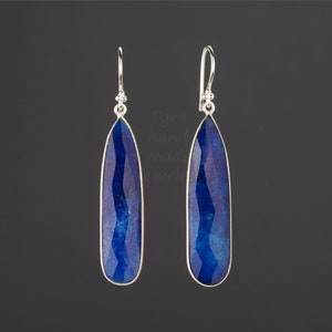 Orecchini lunghi a goccia in zaffiro, orecchini in zaffiro blu intenso, orecchini lunghi pendenti, regalo di compleanno di settembre, regalo per la mamma, biglietto di auguri personalizzato