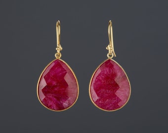 Large ruby earring,Pear ruby earring,drop dangle ruby heart earring,July birthday gift,anniversary gift,mother gift,deep red dress earring