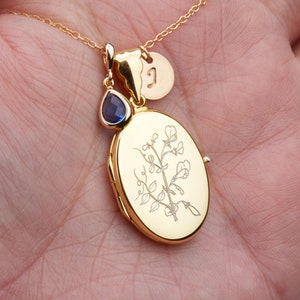 Cutsom engrave oval gold vermeil locket with photo,custom birthstone,memorial locket,family loss locket,anniversary gift,wedding locket gift