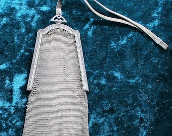 1920s Vintage Whiting & Davis Co. Sterling Silver Mesh Purse