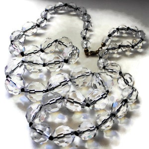 Long Single Rope Of Clear Lucite Faceted Crystal Beads Necklace Vintage 1980
