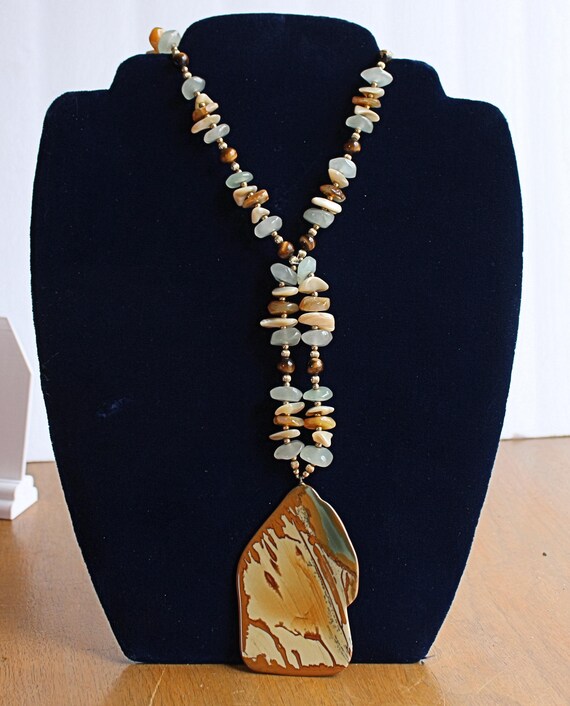 Multi Colored Stone Necklace With  Agate Pendant - image 1