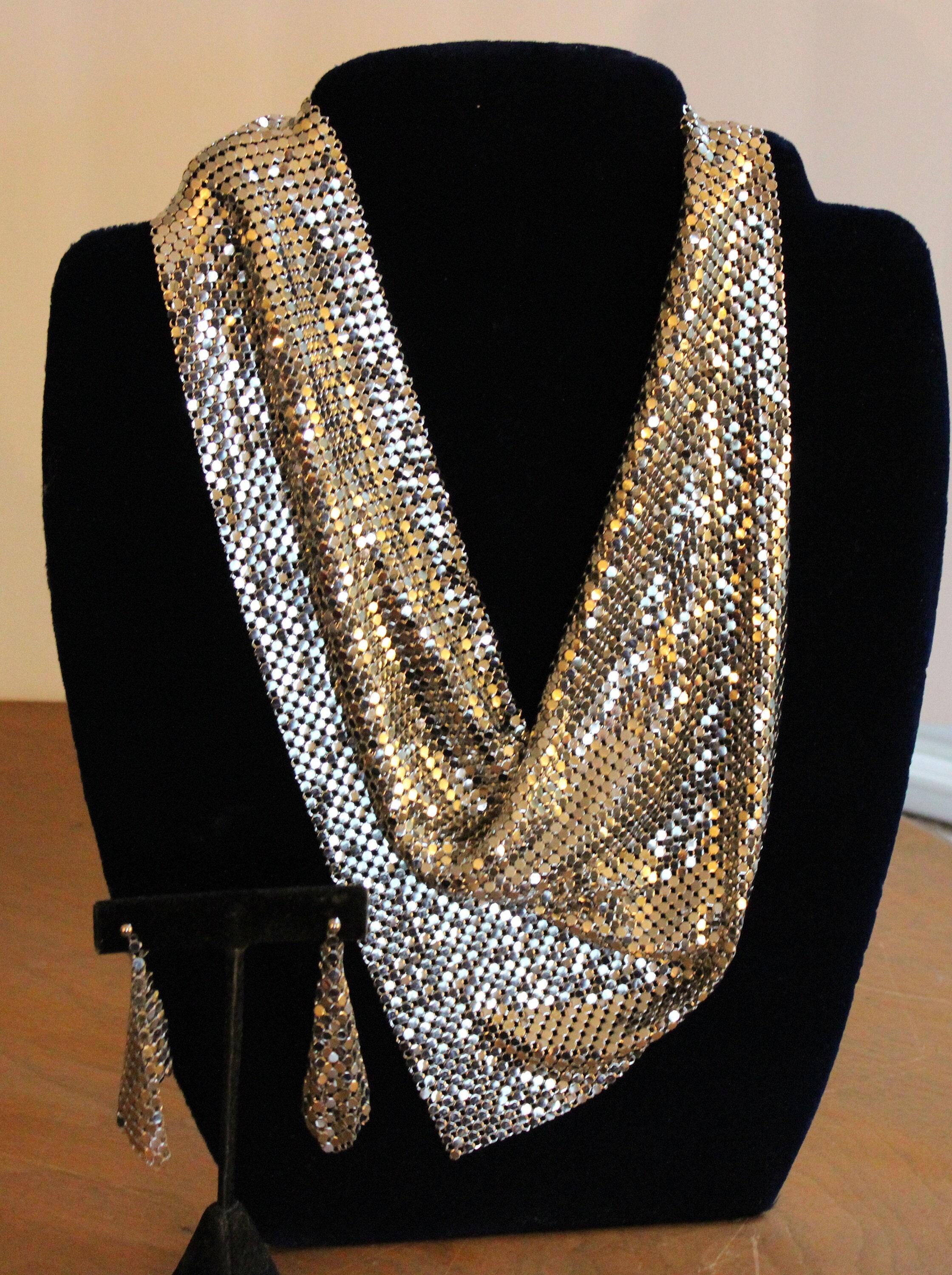 1960's Whiting & Davis Gold Mesh Scarf Necklace With Matching Earrings