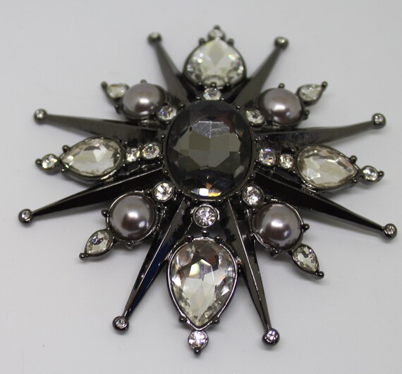 Hutton Wilkinson Starburst Brooch: Art Deco Cryst… - image 3