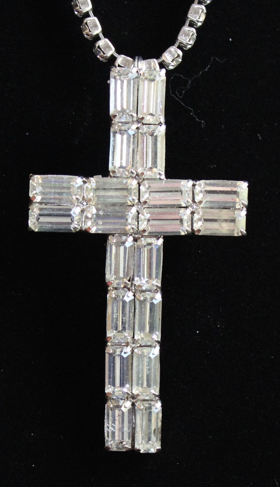 Vintage cross rhinestone pendant - Gem