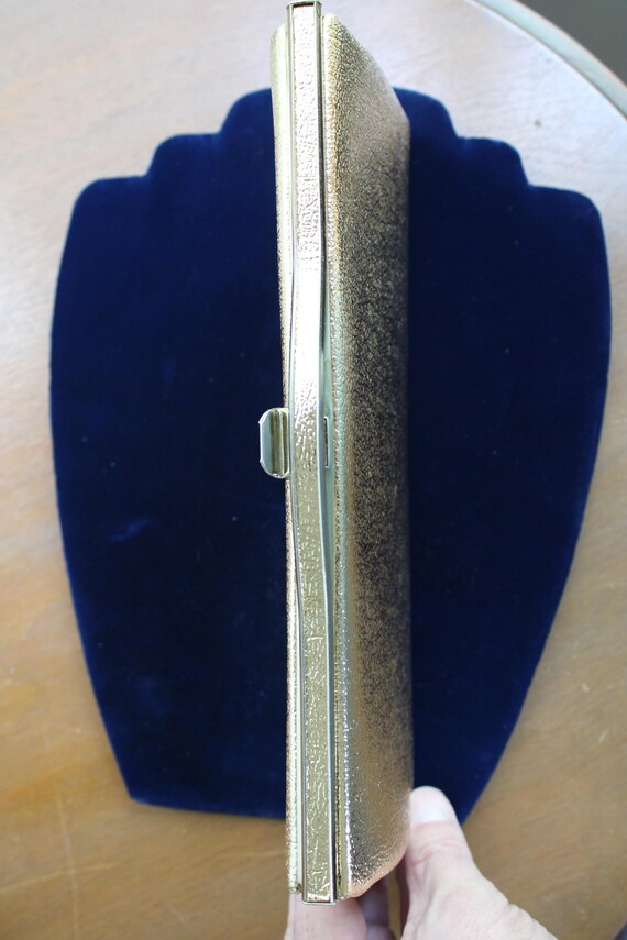 Vintage Gold Lame Clutch: Elegant Evening Handbag - image 4