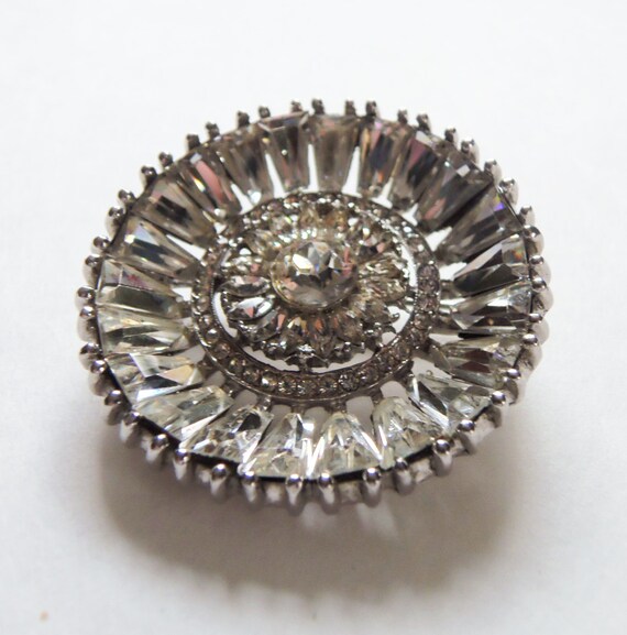 Vintage 1950 Rhinestone Brooch/Pin Fancy Cut Ston… - image 3