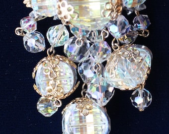 Broche/prendedor colgante vintage de cristal facetado Vendome firmado.