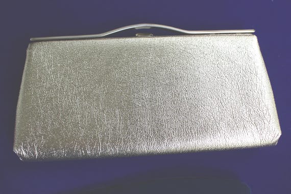Vintage Gold Lame Clutch: Elegant Evening Handbag - image 1