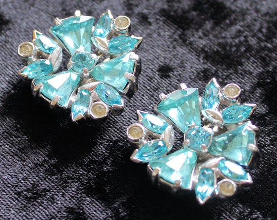 Vintage Eisenberg with Script E Aqua Rhinestone E… - image 1