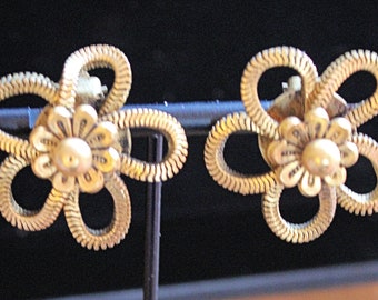 Vintage Woloch Paris Flower Earrings