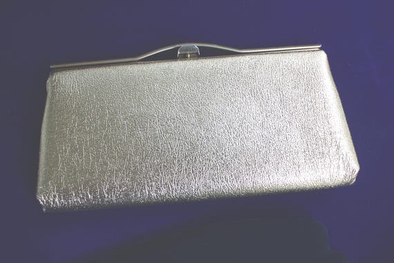 Vintage Gold Lame Clutch: Elegant Evening Handbag - image 7