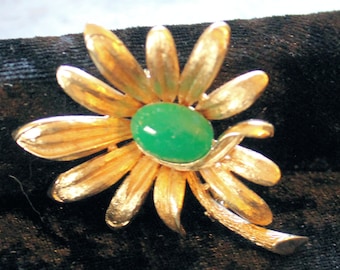 Vintage 1960 R Mandle Gold Flower Brooch/Pin