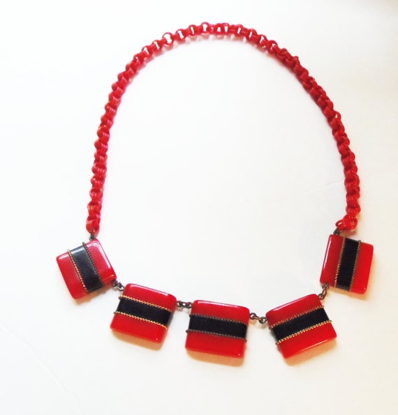 Art Deco Geometric Bakelite Necklace In Red and Bl