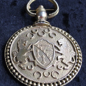 Vintage 1960 Bergere Gold Pocket Watch Brooch/Pin