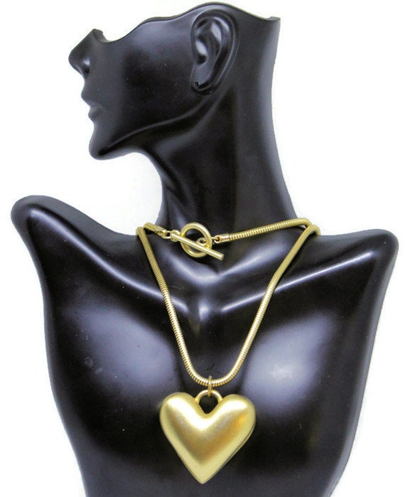 Simple Gold Heart Locket On Snake Chain Minimalis… - image 3