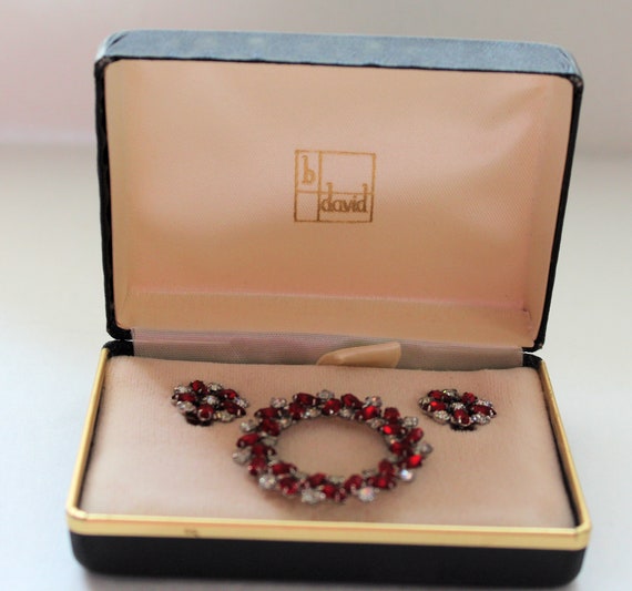 Vintage B David Rhinestone Brooch and Earring Set… - image 3