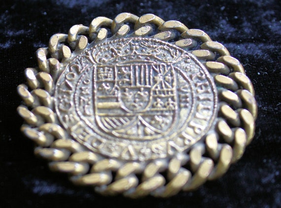 Hattie Carnegie Heraldic Coat of Arms Ancient Coi… - image 2