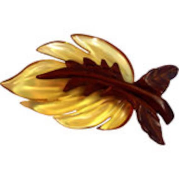 Lucite and Wood Palm Leaf Pin/Brooch