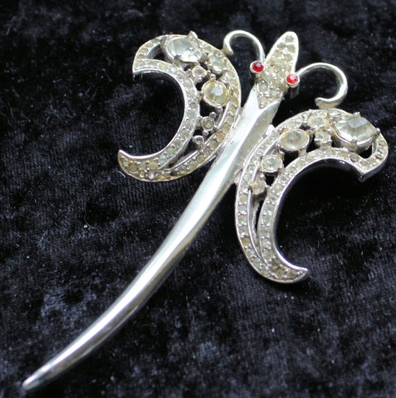 Magnificent Bejeweled Dragonfly Brooch/Pin Vintag… - image 1