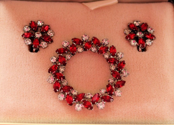 Vintage B David Rhinestone Brooch and Earring Set… - image 1