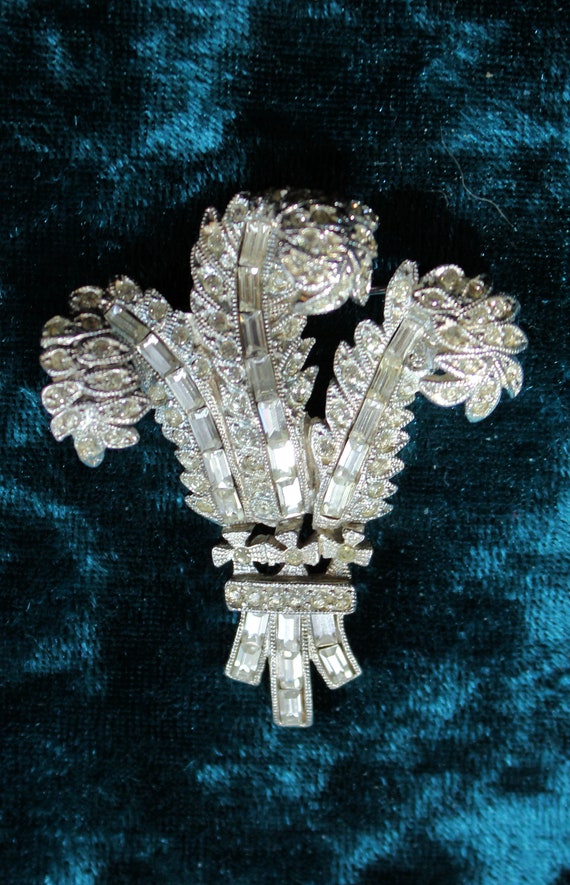 Three Feathers "Prince of Wales" Statement Brooch/
