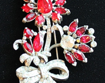 Magnificent Eisenberg Original Ruby Red Fur Clip/Dress Clip  Art Deco 1930's