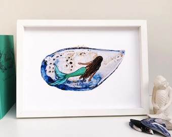 Mermaid in Mussel shell - Mermaid gift - Mythical creature - Magical - Beach house decor - Cornwall - A4 print