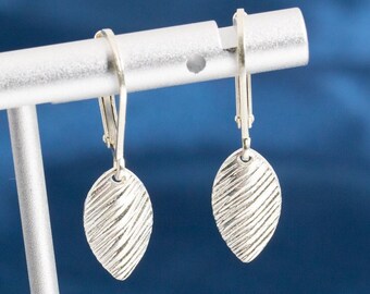 Silver Leaf Earrings, Leaf Earrings, Leaf Earrings, Silver Dangle Long Earrings,Minimalist Earrings, Earrings for Her, Leaf Jewelry