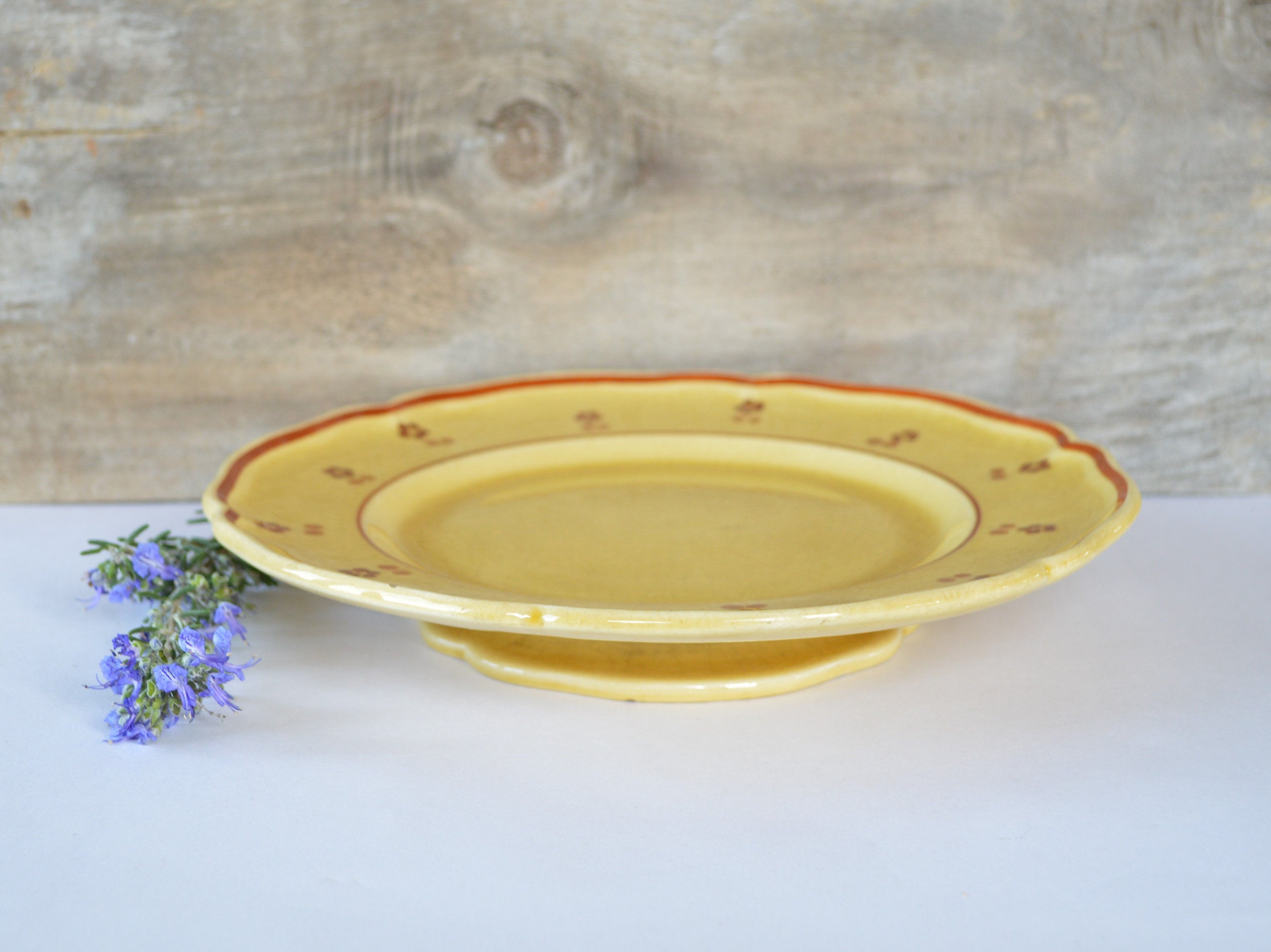 Français de Gâteau Vintage - Plat Service Provençal en Pierre Fer Jaune Made in France