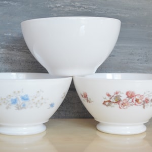 ARCOPAL Mixed set of 3 Vintage French Bowls - 1970&#39;s French Cafe au Lait Bowl - Arcopal Milk Glass - Breakfast Bowl